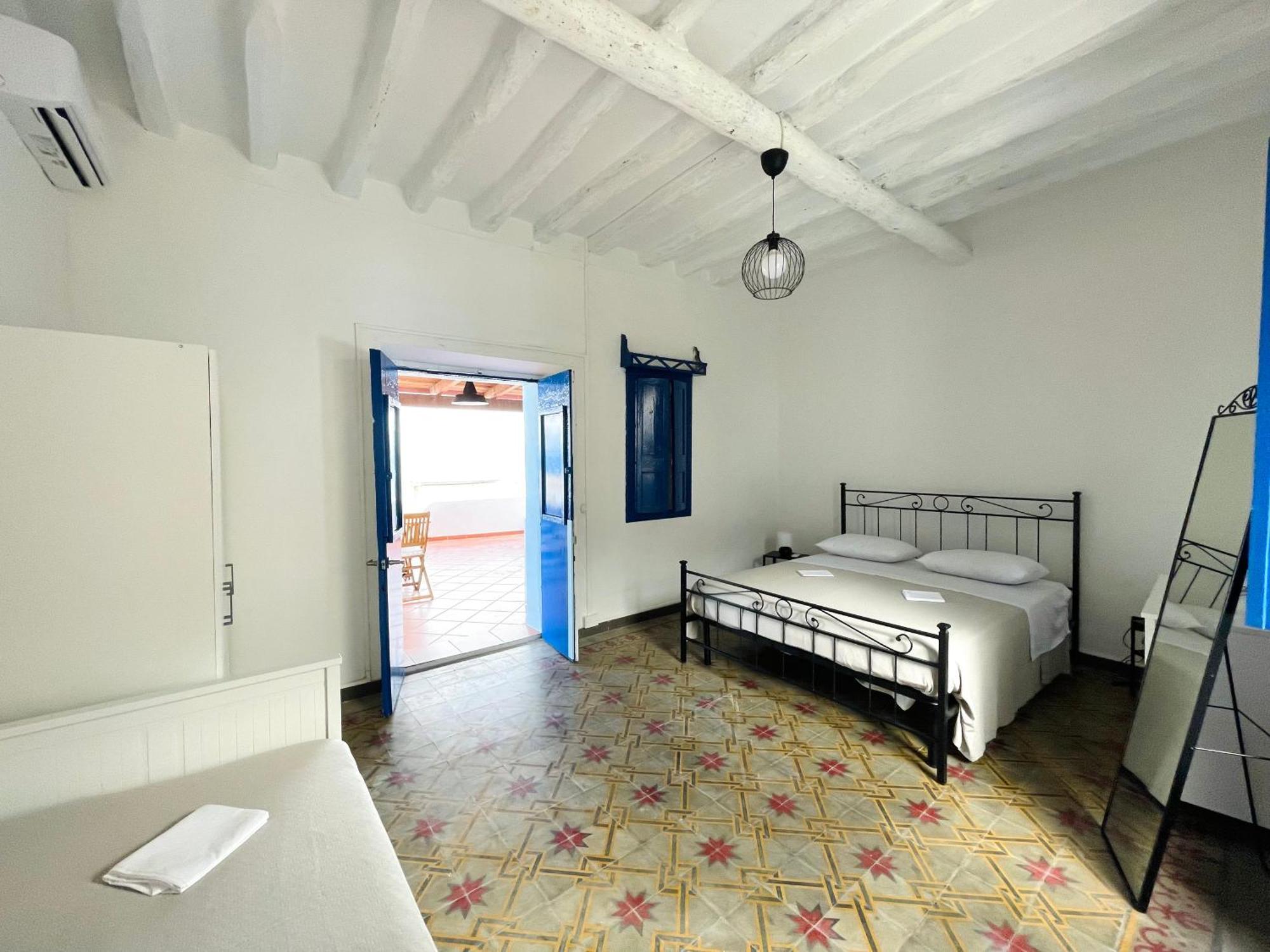 Villa Margherita - Appartamenti A Due Passi Dal Corso Di Santa Marina Salina A 100 Mt Dalla Spiaggia Exterior foto